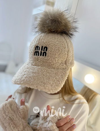 Teplý alpaka kšilt MIU s bambulkou