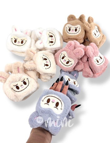 Chlupaté rukavičky Labubu