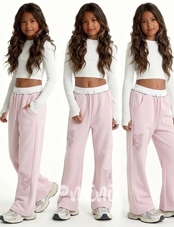 Růžové butterfly tepláky