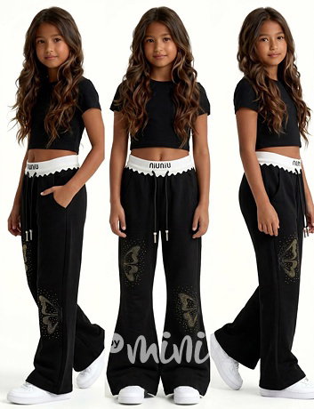 Černé butterfly tepláky