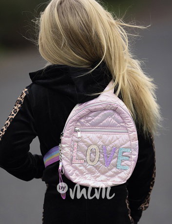 Duhový crossbody batůžek