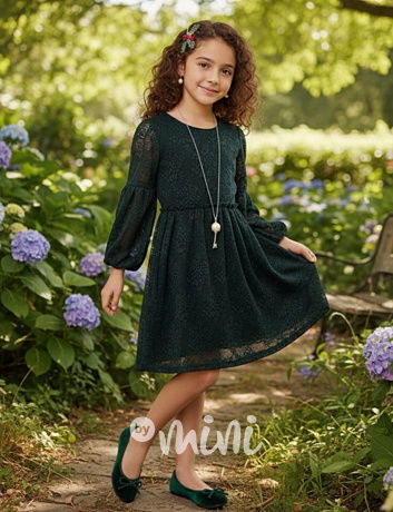 Krajkové boho šaty s řetízkem smaragdové