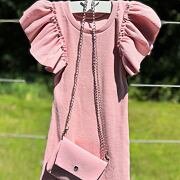 Žebrované mini šaty s kabelkou pink