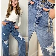 Fashion ripped jeans s řetízkem