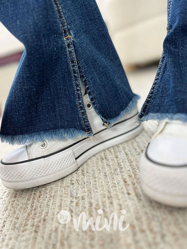 Denim zvonáče s páskem