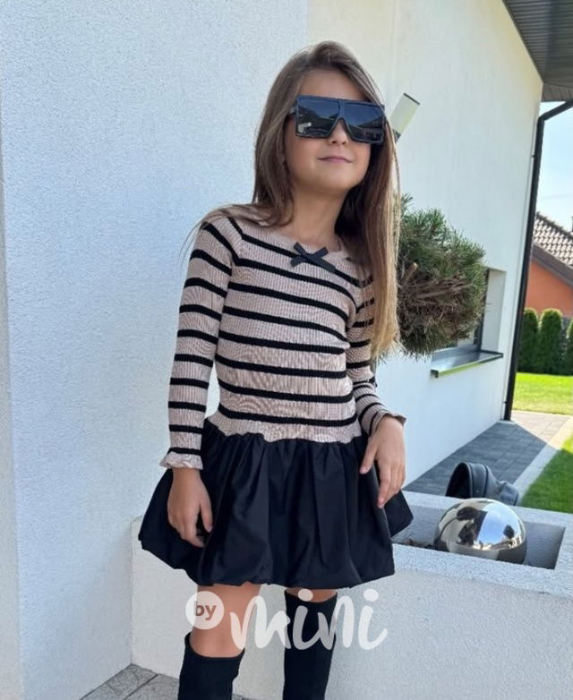 Podzimní šaty s balonovou sukní