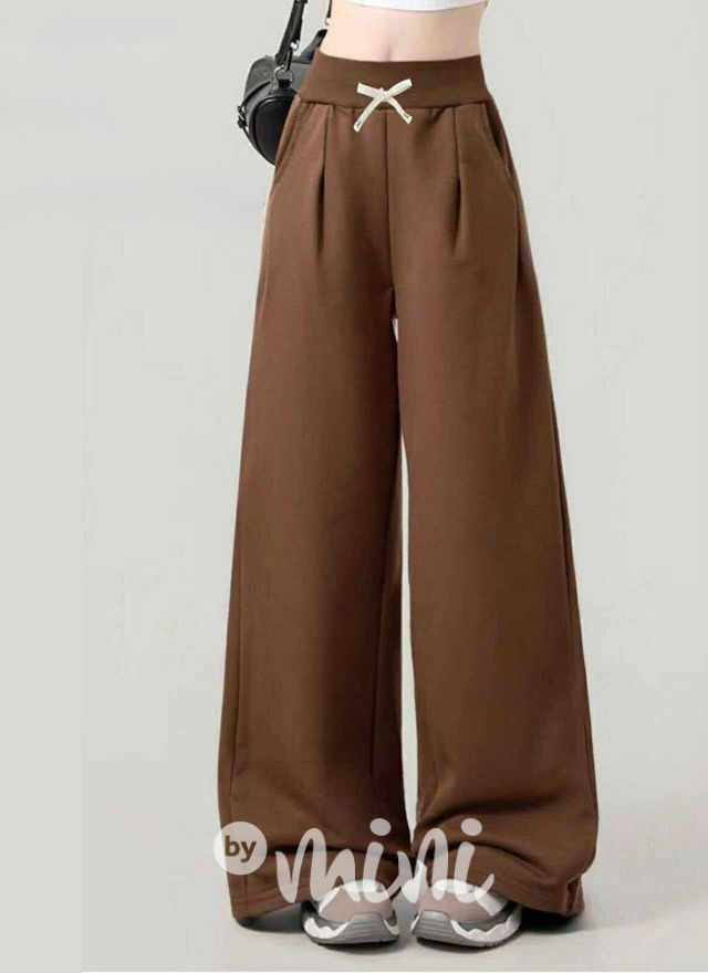 Široké relax tepláky hnědé