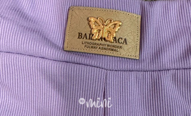 Stretch žebrované legíny fialové