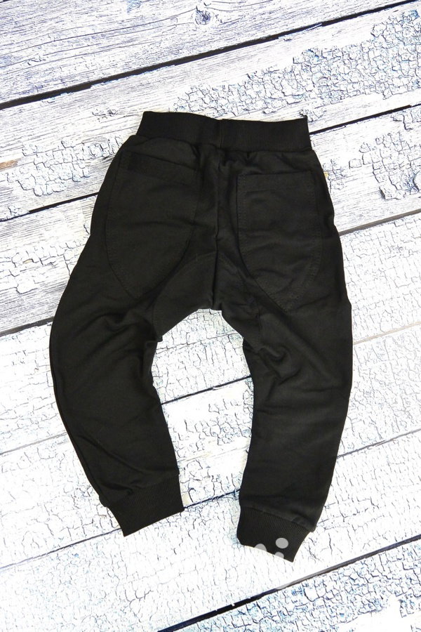 Basic tepláčky černé
