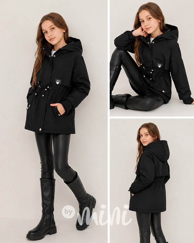 Černá long parka