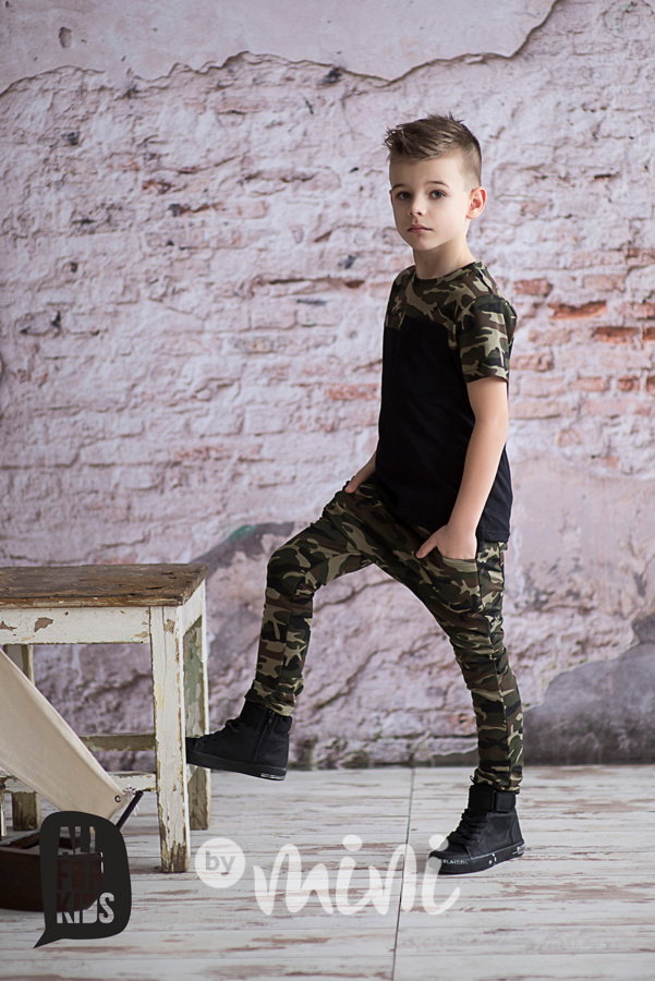 Black/Army triko