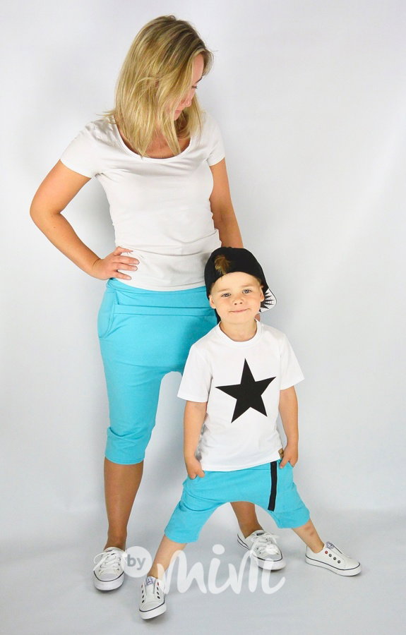 Tyrkysové baggy shorts