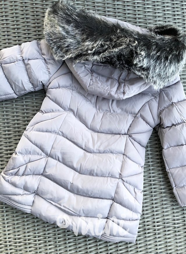Šedý dívčí zimní kabátek malá srdíčka