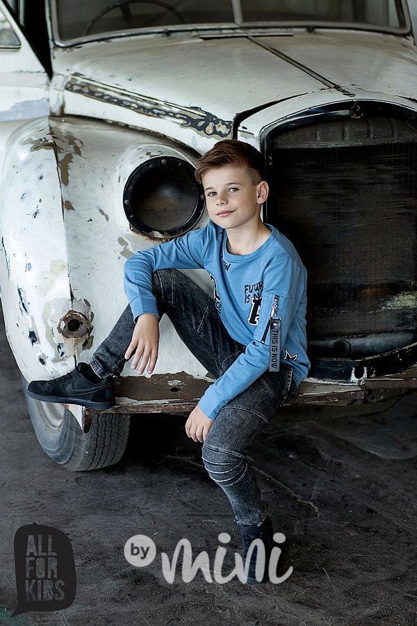 Prošívané stretch dark jeans
