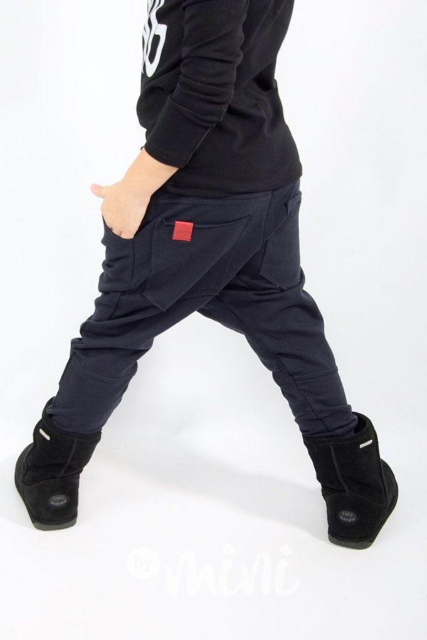 Low vyteplené chlapecké baggy tepláky - navy blue
