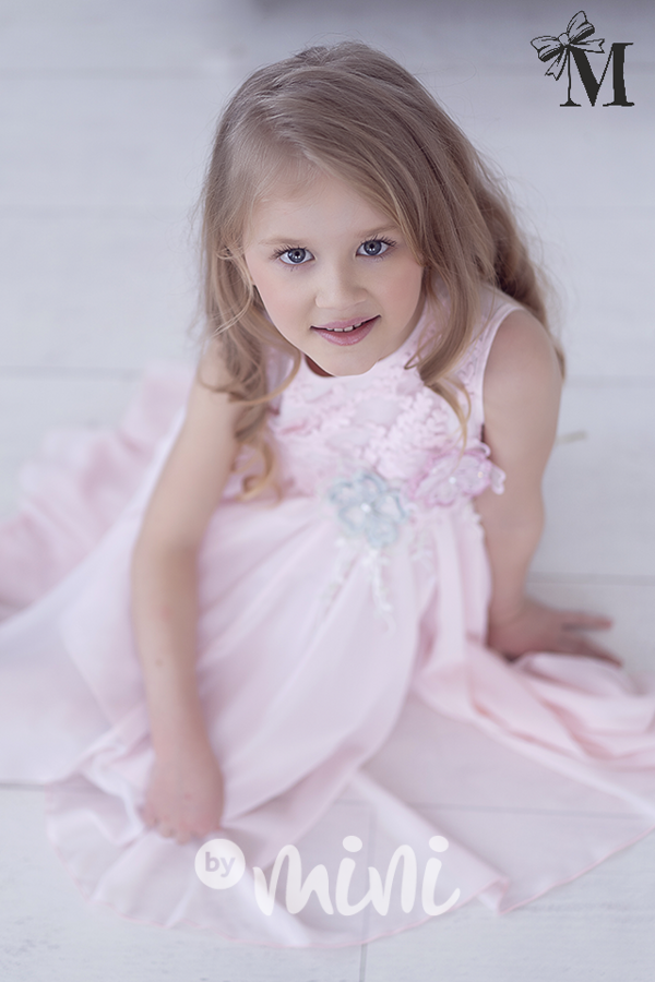 Luxury dress růžové dívčí šaty pro družičky - Molly