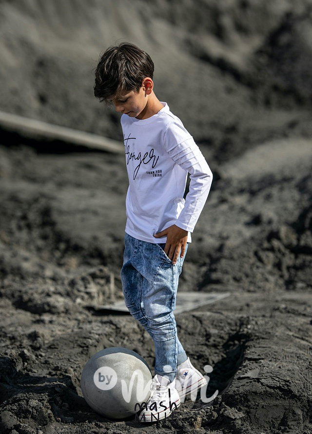 Longsleeve Stronger bílé *MashMnie*