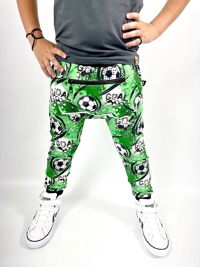 Baggy fotbal s kapsičkou a zipem