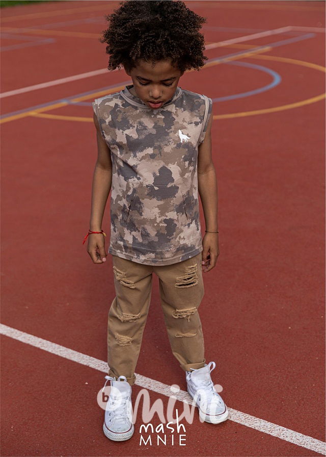 Beige boyfriend ripped jeans *MashMnie*