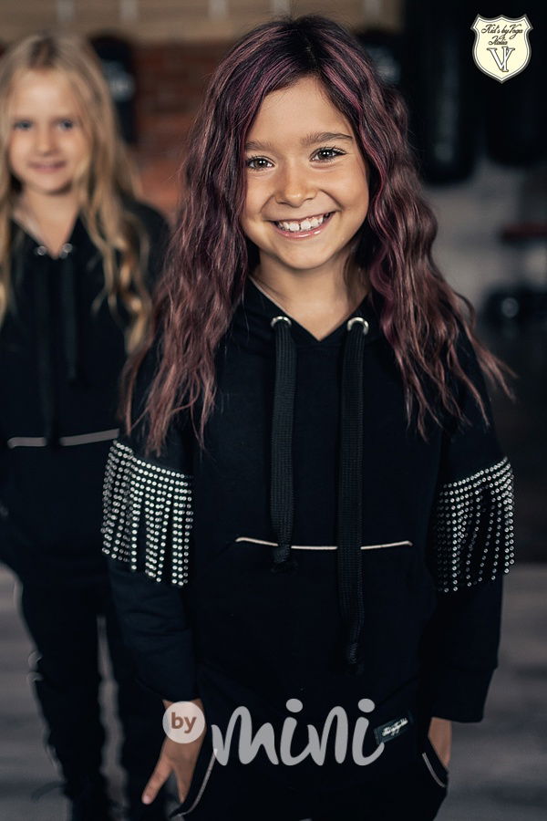 Voga souprava třásně - černá