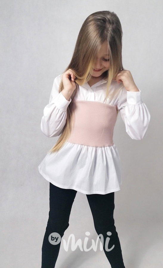 Delší bílá košile s růžovým stretch topem