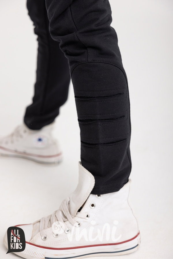 Ripped tepláky BASIC černé