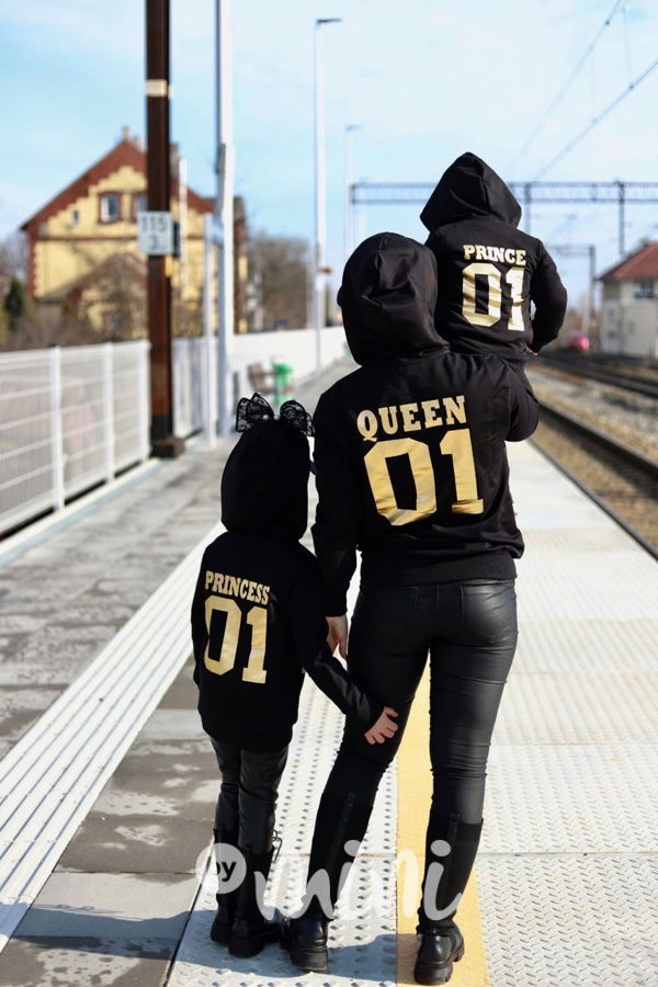 Family mikina černá