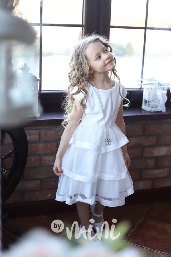 Bílé svatební šaty pro družičky s řetízkem