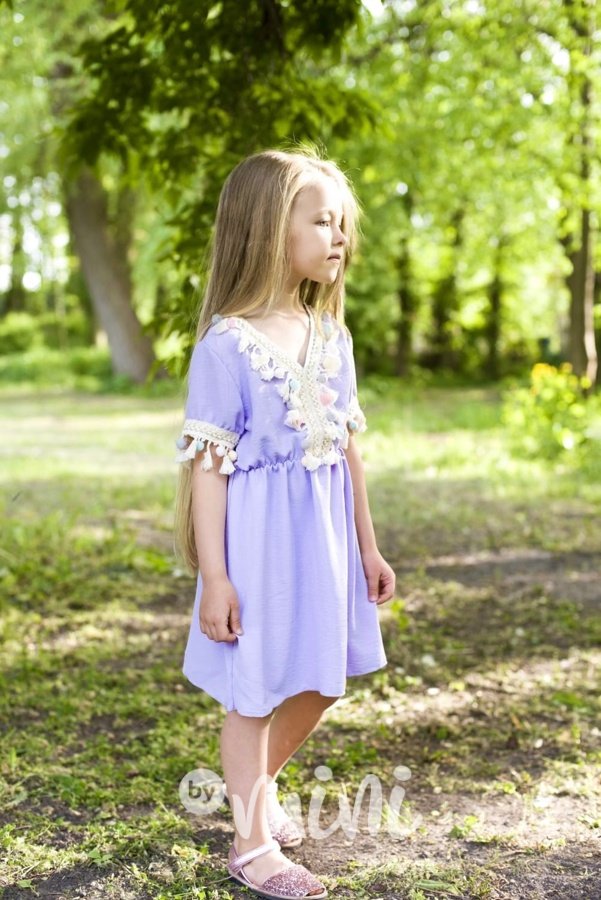 Letní boho šaty třásničky lila