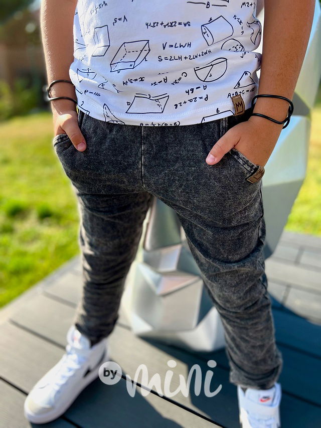 Acid wash denim jogger black