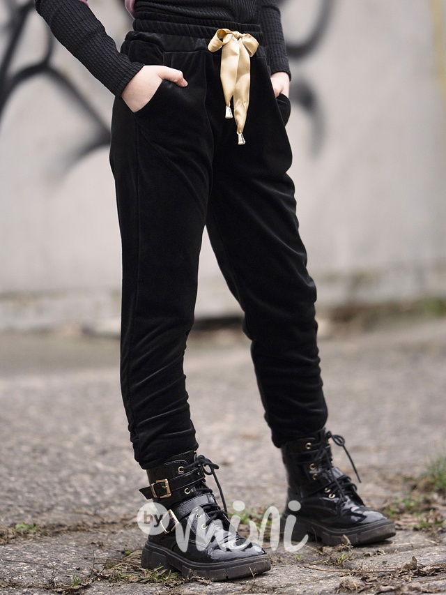 Velurové soft tepláky černé