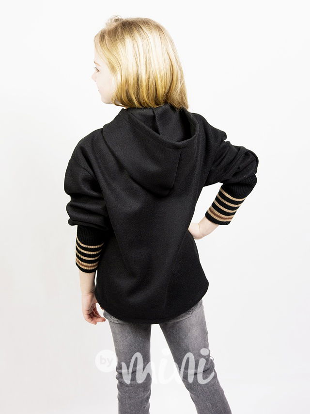 Flaušová bunda s dlouhými náplety černá