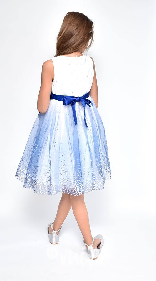 Slavnostní šaty s modrou mašlí