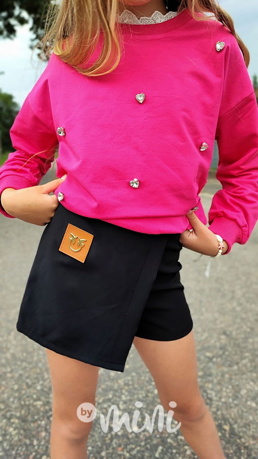 Černé sukňokraťasy