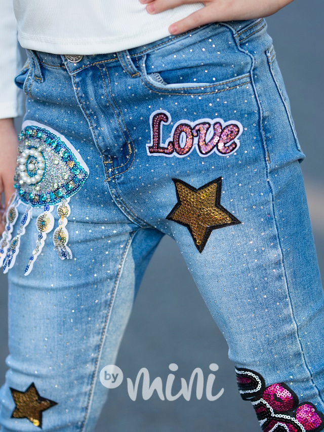 Fashion jeansy s aplikací