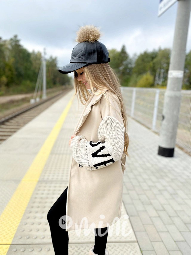 Eco leather kšilt s pomponem