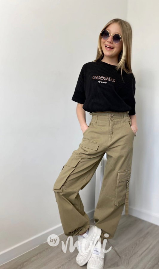 FUTURE žebrovaný oversize crop top