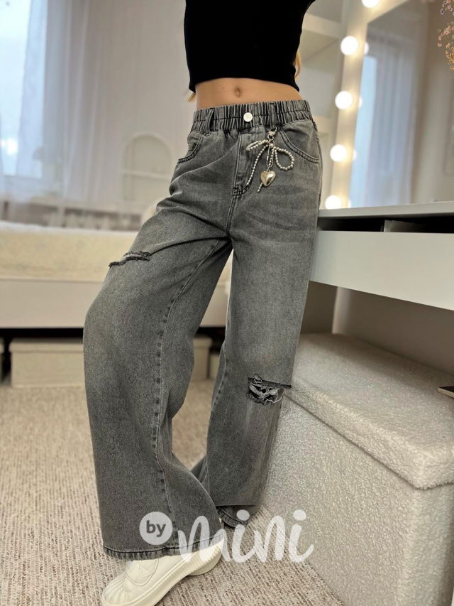 Volné ripped dark jeansy s karabinou