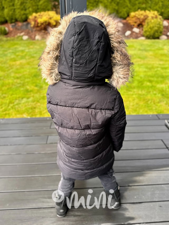 Zimní bunda s kožíškem černá