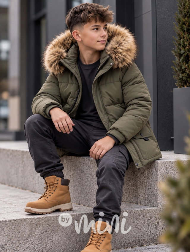 Zimní delší bunda s kožíškem khaki