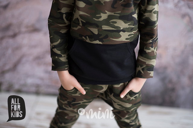Black/Army mikina