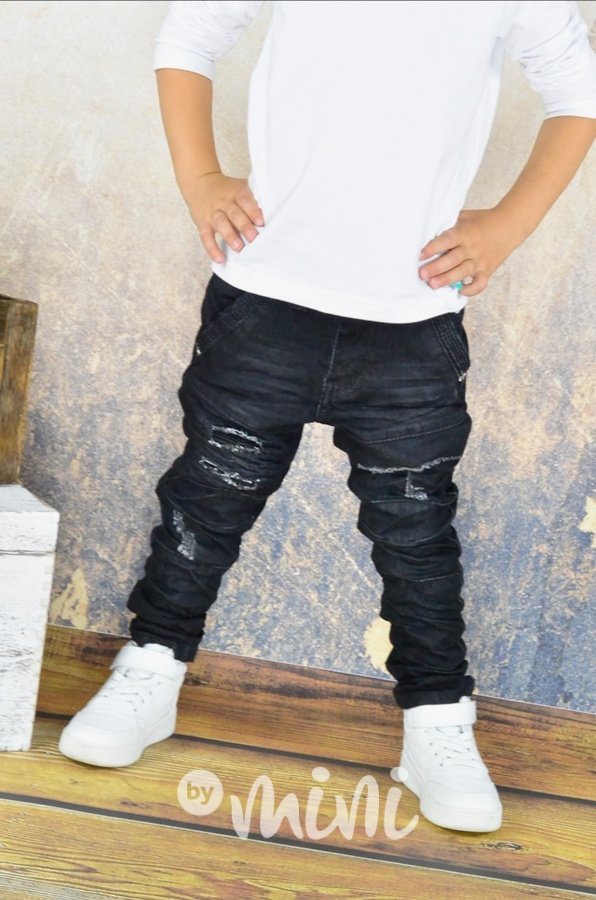 Black ripped jeans