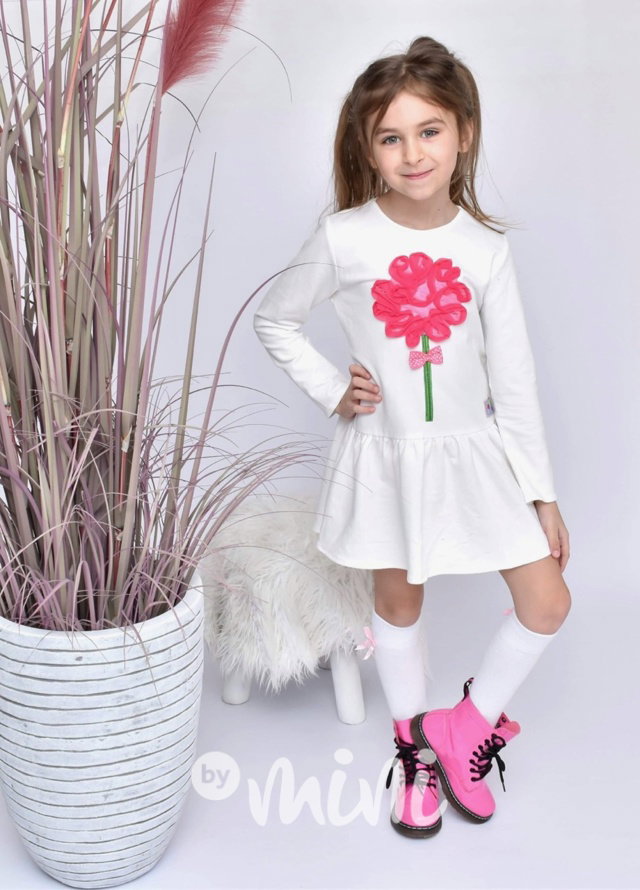 Bílé flower šaty