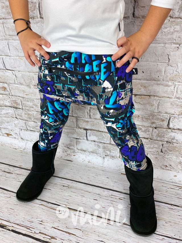 Baggy Blue Graffiti s kapsičkou a zipem