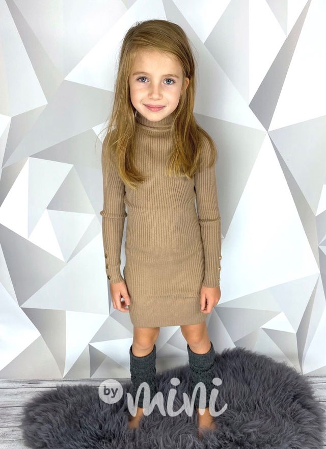 Svetříkové stretch šaty se cvočky nude