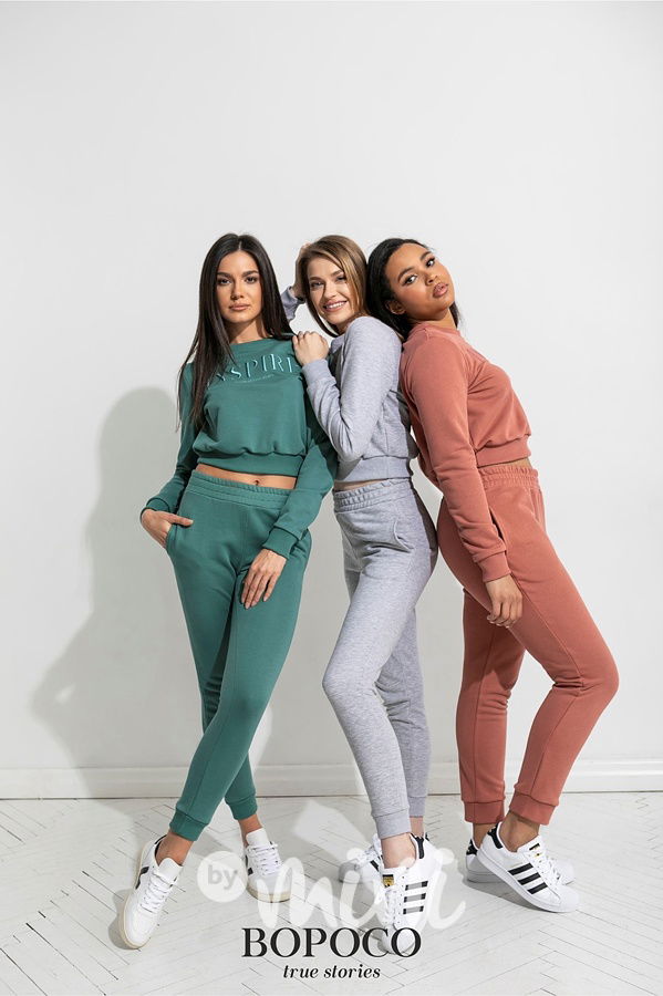 Tepláková souprava dámská   S,M,L,XL 