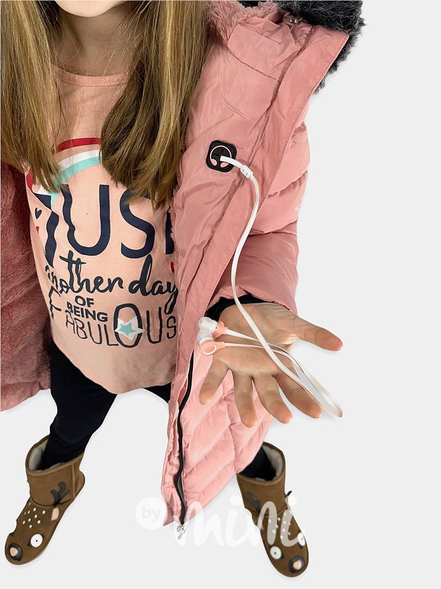 Zimní kabát pudder pink + sluchátka