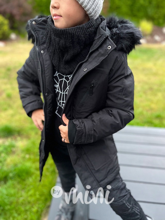 Zimní parka s kožíškem černá