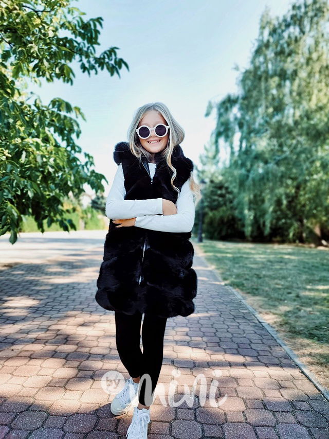 Chlupatá dlouhá hoodie vesta černá