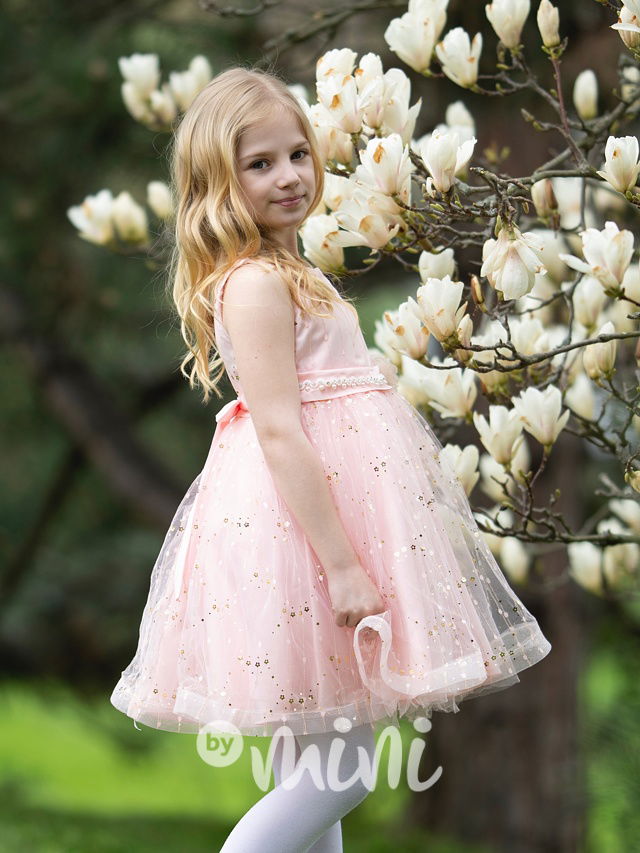 Slavnostní zdobené šaty růžové